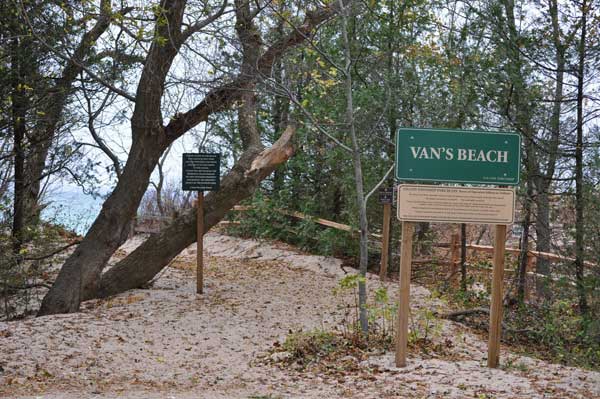 Photo of Van's Beach